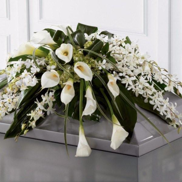 Why Lilies Are the Most Popular Funeral Flower