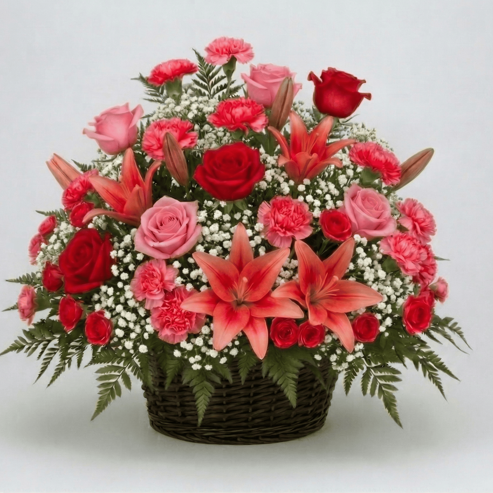 Basket Arrangement (Red & Pink)
