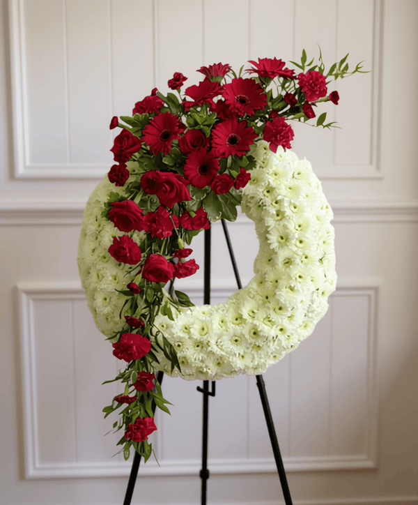 Wreath (Red & White)