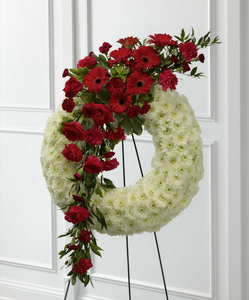 Wreath (Red & White)